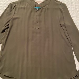 Loft petite small olive colored long sleeve blouse